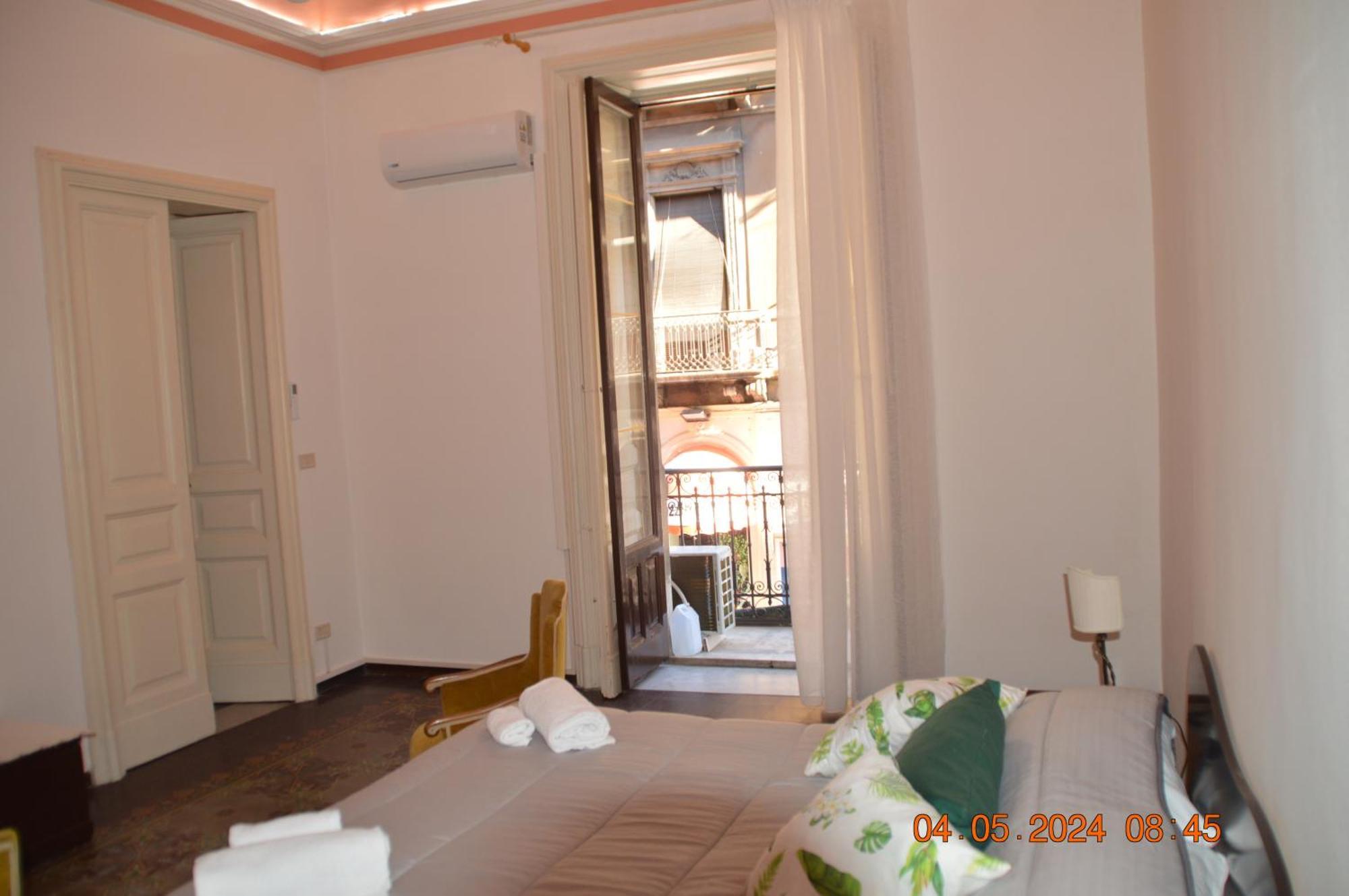 Gli Appartamenti Di Palazzo Umberto I CTA Exterior foto